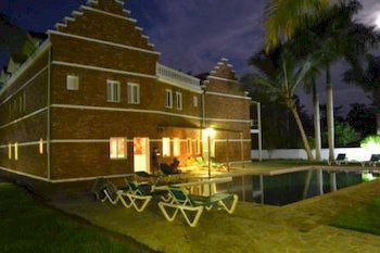 Hostel Laguna Park Καμπαρέτε Εξωτερικό φωτογραφία